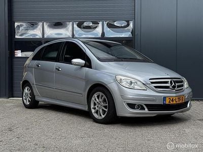 Mercedes B200