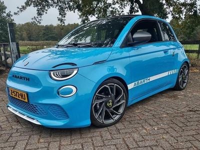 Blauw Gebruikt 2023 Abarth 500C Scorpionissima Cabriolet | € 29.950