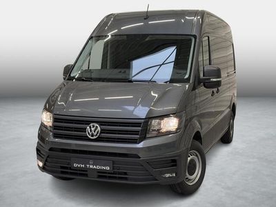 Grijs Occasion 2024 VW Crafter Highline Van | € 39.300 (Goede deal)