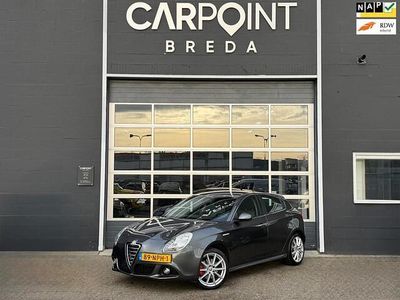 Grijs Gebruikt 2010 Alfa Romeo Giulietta Distinctive Hatchback | € 6.795 (Eerlijke prijs)