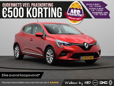 tweedehands Renault Clio IV TCe 90pk Intens | Apple Carplay / Android Auto | Climate control | LMV | Sfeerverlichting | Parkeersensoren achter |