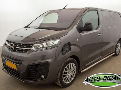 Grijs Occasion 2022 Opel Vivaro-e Combi Innovation Van | € 9.950