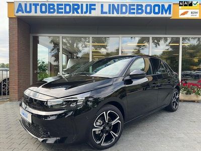 Zwart Gebruikt 2025 Opel Corsa Edition Hatchback | € 24.950 (Goede deal)