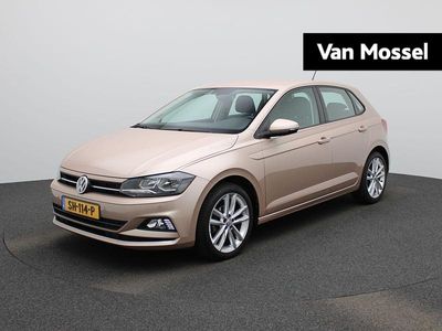 Oranje (metallic) Occasion 2018 VW Polo Highline Hatchback | € 16.900 (Eerlijke prijs)