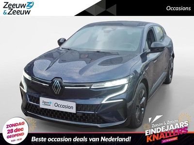 Blauw Gebruikt 2025 Renault Mégane IV Evolution Hatchback | € 34.395