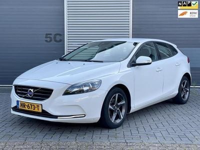 Occasion Volvo V40 Momentum 120 PK (88 kW) 2015 Wit Stationwagen