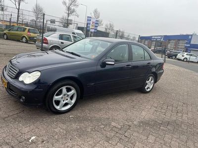 Mercedes C200