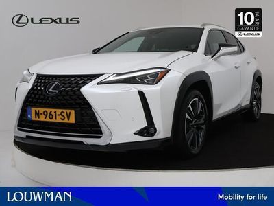 Lexus UX 250h