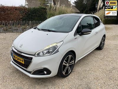 tweedehands Peugeot 208 1.2 GT-line ECC, cruise, panoramadak