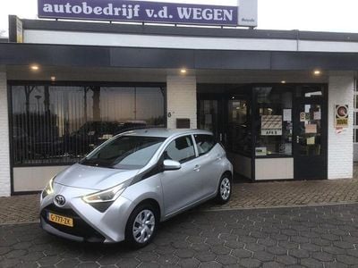Occasion Toyota Aygo 72 PK (52 kW) 2019 Grijs Hatchback