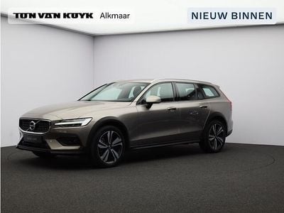 Occasion Volvo V60 CC Pro 251 PK (184 kW) 2020 Grijs Stationwagen