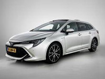 Licht grijs metallic Occasion 2019 Toyota Corolla Premium Stationwagen | € 22.745 (Eerlijke prijs)