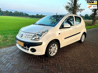 Wit Occasion 2011 Nissan Pixo Acenta Hatchback | € 2.419 (Eerlijke prijs)