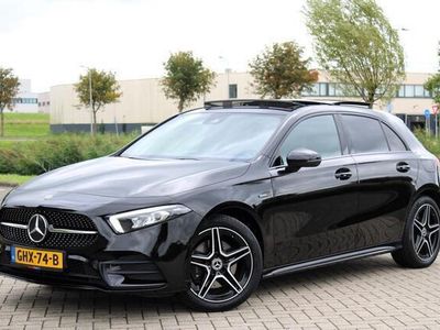 Zwart Gebruikt 2020 Mercedes A250 AMG Hatchback | € 26.999