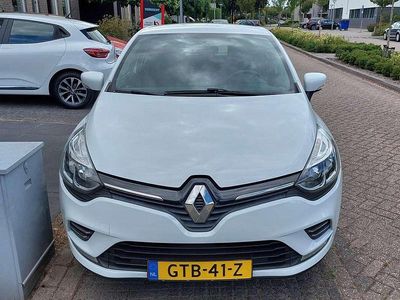 Wit Occasion 2019 Renault Clio IV Zen Hatchback | € 11.000 (Duur)