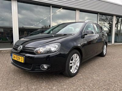 Zwart (metallic) Gebruikt 2012 VW Golf VII Highline Stationwagen | € 3.999 (Super prijs)