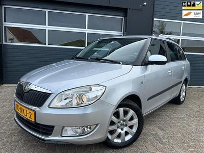 Grijs Gebruikt 2010 Skoda Fabia Ambition Hatchback | € 3.999 (Eerlijke prijs)