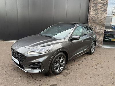 Grijs (metallic) Gebruikt 2023 Ford Kuga ST-Line X SUV | € 29.990 (Eerlijke prijs)