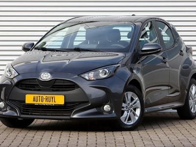 Occasion Toyota Yaris Hybrid Active 116 PK (85 kW) 2024 Grijs Hatchback