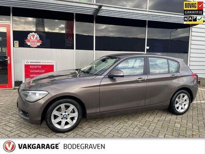 tweedehands BMW 116 1-SERIE i Business+ / leer / stoelverwarming