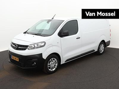 Wit Gebruikt 2022 Opel Vivaro-e Combi Van | € 27.840