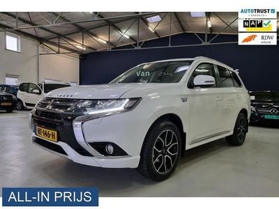Wit Gebruikt 2015 Mitsubishi Outlander Edition SUV | € 12.700 (Eerlijke prijs)
