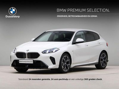 Wit Gebruikt 2025 BMW 120 M Sport Hatchback | € 35.950 (Eerlijke prijs)