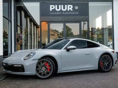Porsche 911 Carrera