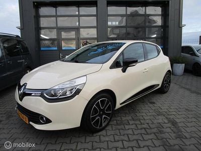 Bruin Gebruikt 2016 Renault Clio IV Expression Hatchback | € 7.450 (Eerlijke prijs)