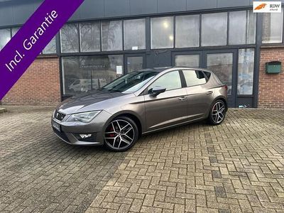 Grijs Occasion 2014 Seat Leon FR Hatchback | € 11.950 (Eerlijke prijs)