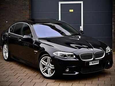 Zwart (metallic) Gebruikt 2014 BMW 535 M Sport Sedan | € 21.950