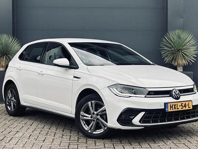 Wit Gebruikt 2024 VW Polo R-line Hatchback | € 23.950 (Eerlijke prijs)