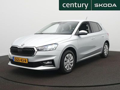 Grijs Occasion 2024 Skoda Fabia Selection Hatchback | € 18.400 (Goede deal)