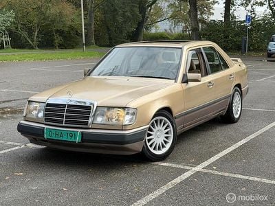 Overige Gebruikt 1985 Mercedes E250 Sedan | € 6.950