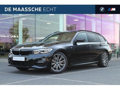 Zwart Occasion 2022 BMW 320 Executive Stationwagen | € 36.450 (Eerlijke prijs)