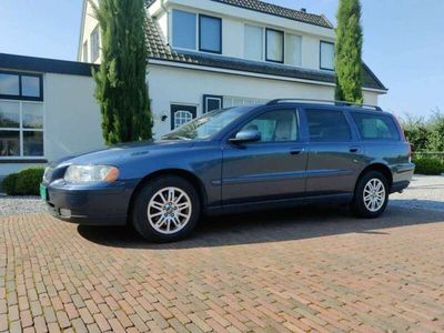 Blauw, metallic lak Occasion 2005 Volvo V70 Stationwagen | € 6.950 (Duur)