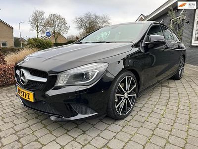 Occasion Mercedes CLA180 Shooting Brake Ambition 122 PK (89 kW) 2015 Zwart Stationwagen