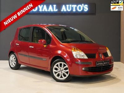 Occasion Renault Modus Initiale 112 PK (82 kW) 2005 Rood MPV
