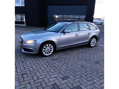 Grijs Occasion 2011 Audi A4 Proline Stationwagen | € 4.499 (Goede deal)