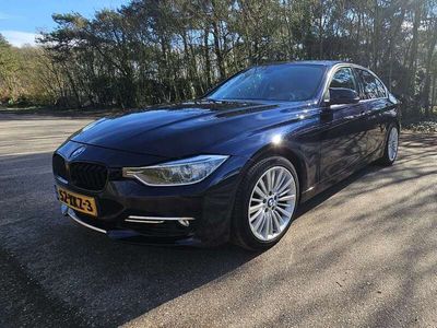 tweedehands BMW 320 320 i High Executive