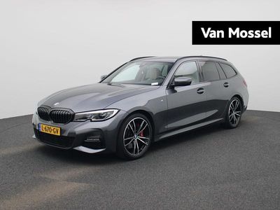 Grijs Gebruikt 2021 BMW 330 M Sport Stationwagen | € 33.900 (Goede deal)