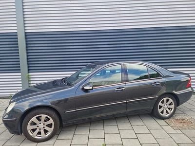 Mercedes C200