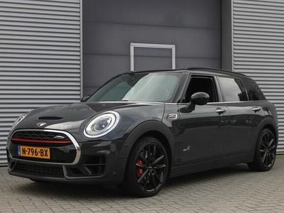 Occasion Mini John Cooper Works Clubman Chili 233 PK (171 kW) 2017 Grijs, metallic lak Stationwagen