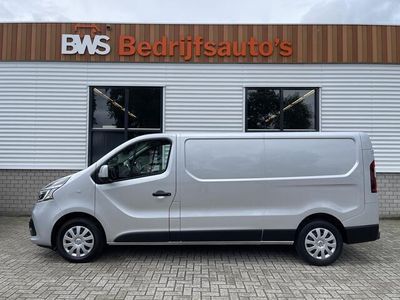Grijs Occasion 2021 Renault Trafic MPV | € 18.950 (Iets duurder)