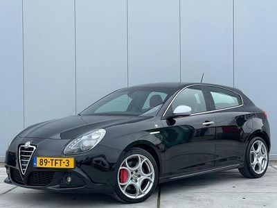 tweedehands Alfa Romeo Giulietta 1.4 T 170pk Distinctive | Automaat | Navi | Leder