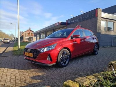 Rood Occasion 2020 Hyundai i20 Hatchback | € 14.950 (Eerlijke prijs)
