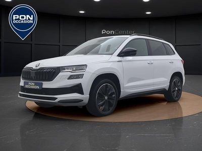Wit Occasion 2023 Skoda Karoq SportLine SUV | € 31.850 (Eerlijke prijs)