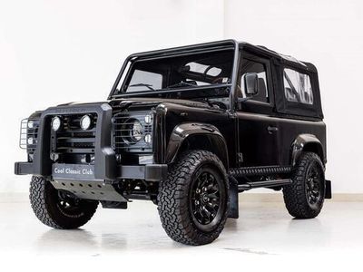 tweedehands Land Rover Defender Tophat V8 - Fully custom - Computer controlled petrol injection