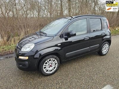 Zwart Occasion 2013 Fiat Panda Lounge Hatchback | € 4.450 (Eerlijke prijs)