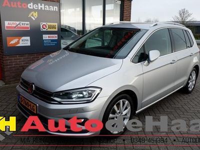 tweedehands VW Golf Sportsvan 1.5 TSI ACT Highl. Nieuw type Navi/ACC/17"